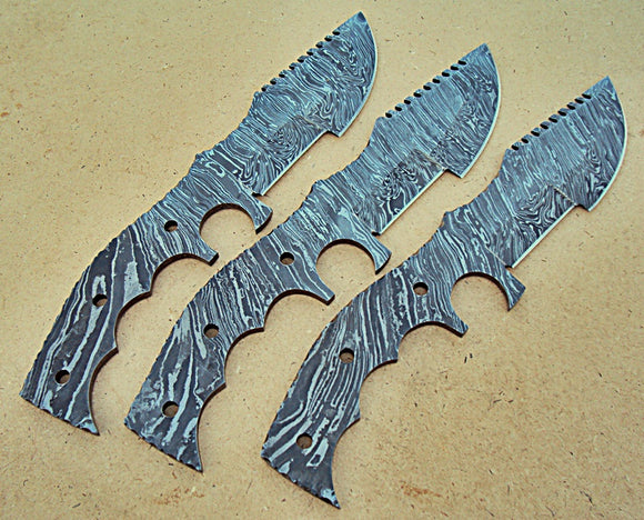 LOT-BBT-296,  Handmade Damascus Steel Blank Blade Full Tang Tracker Knives (Lot of 3) Set
