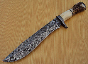 RG-20 Damascus Steel Hunting Knife –Stage Horn Handle.