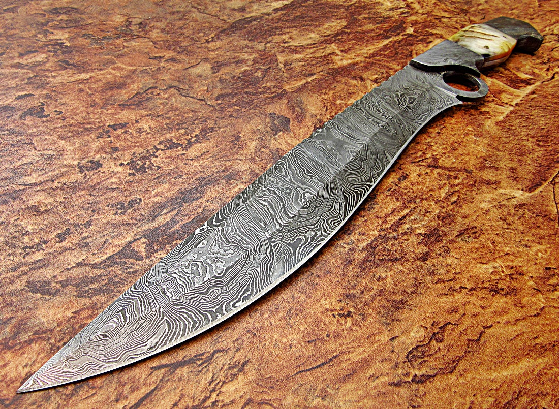  RG-213 Handmade Damascus Steel 17 Inches Bowie Knife -  Beautiful Lamb Horn Handle with Damascus Steel Bolsters : Sports & Outdoors