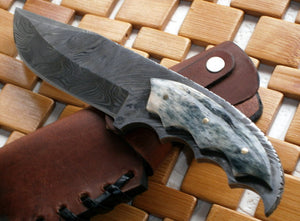 BC-28 Custom Handmade Damascus Steel Knife- Stunning Easy Grip Handle