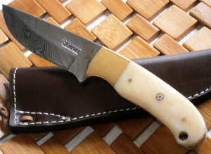 BC-39 Handmade Damascus Steel Bushcraft Knife - Stunning Easy Grip Handle