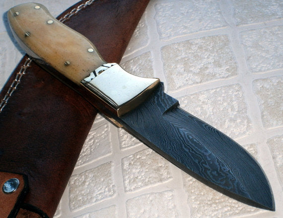 BC-32 Custom Handmade Damascus Steel Knife- Beautiful Crafted Knife